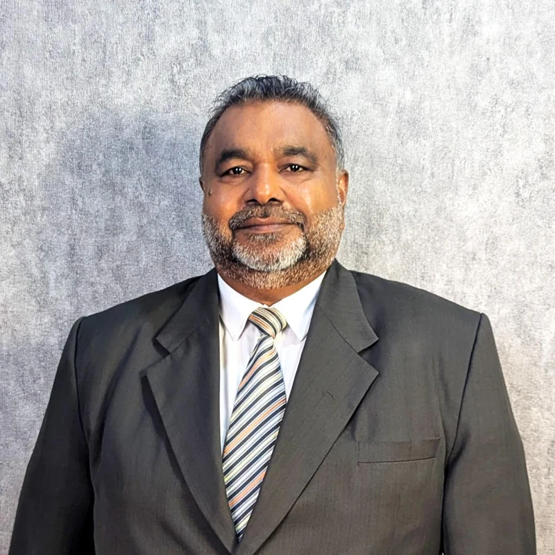 Portrait of Mr. Rizvi Mowlana